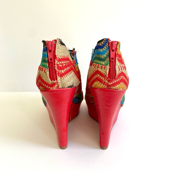 Mona Mia Lori Red Multi Rainbow Peeptoe‎ Wedges Women's Sandals Boho Size 8 - Picture 7 of 9
